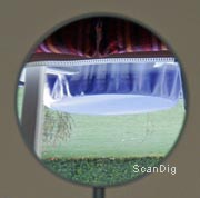 Experiment: Der Hohlspiegel liefert ein reelles, umgekehrtes Bild, wenn sich der Gegenstand außerhalb der Brennweite befindet.